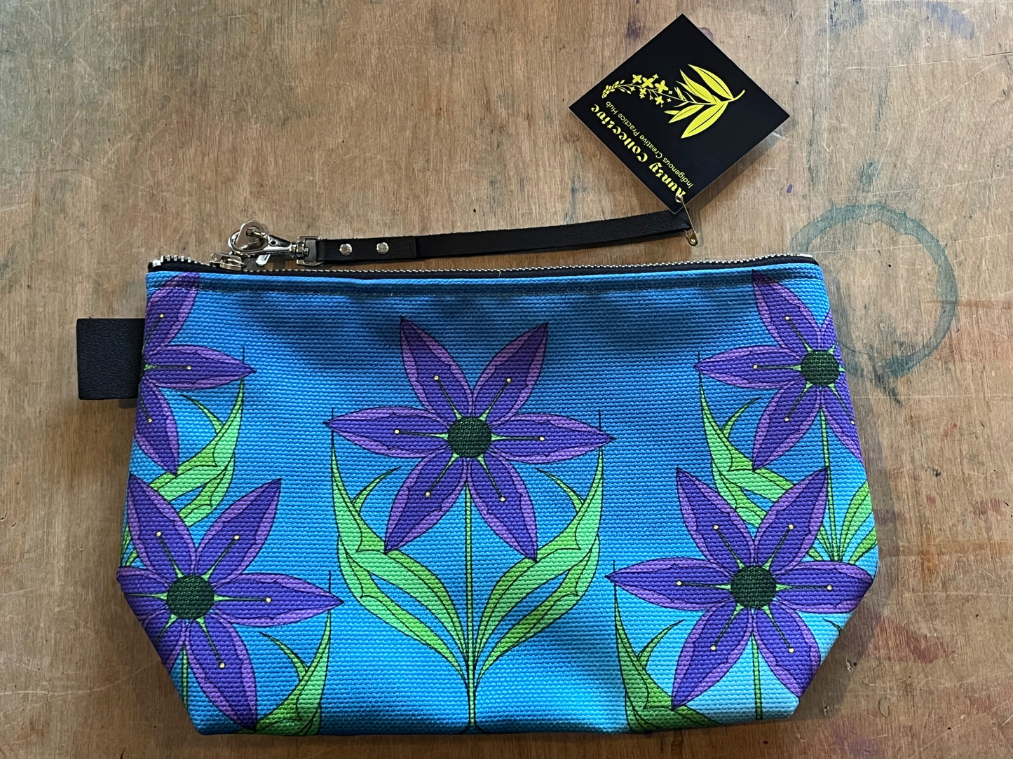 Camas Make-Up Bag in Blue