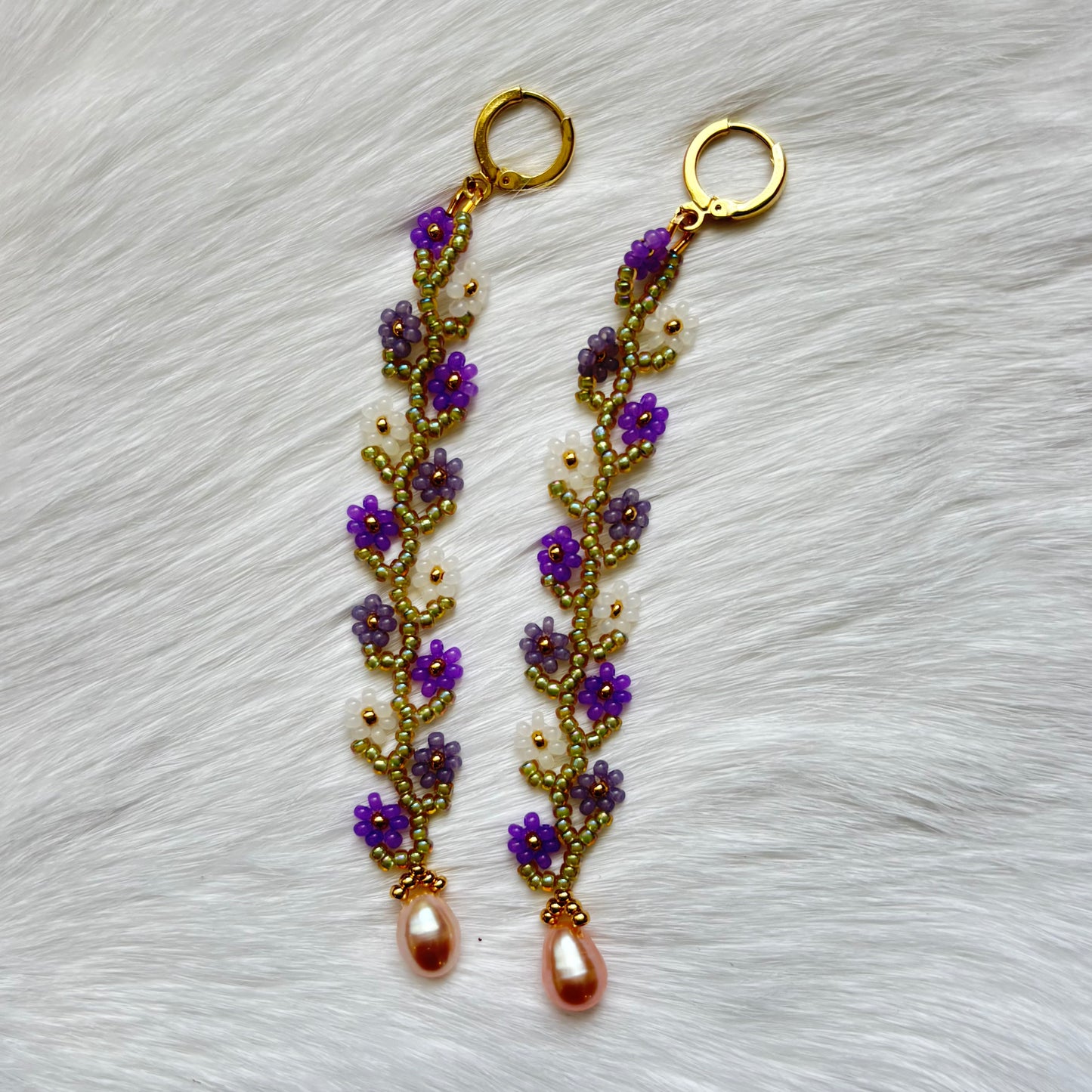Purple and Pink with Fresh Water Pearls Daisy Chain