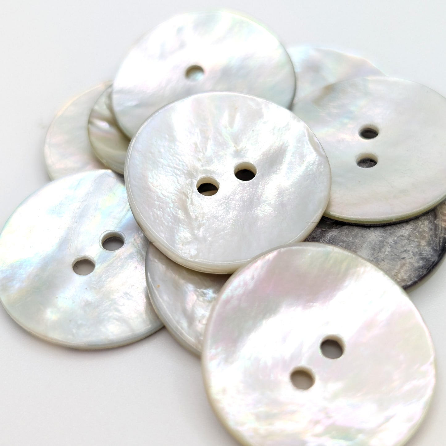 Circle Abalone Buttons in 7/8"