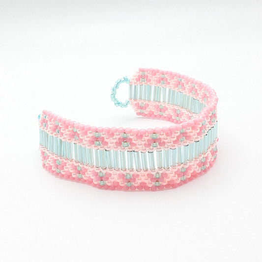 Pastel Pink & Baby Blue Beaded Bracelet