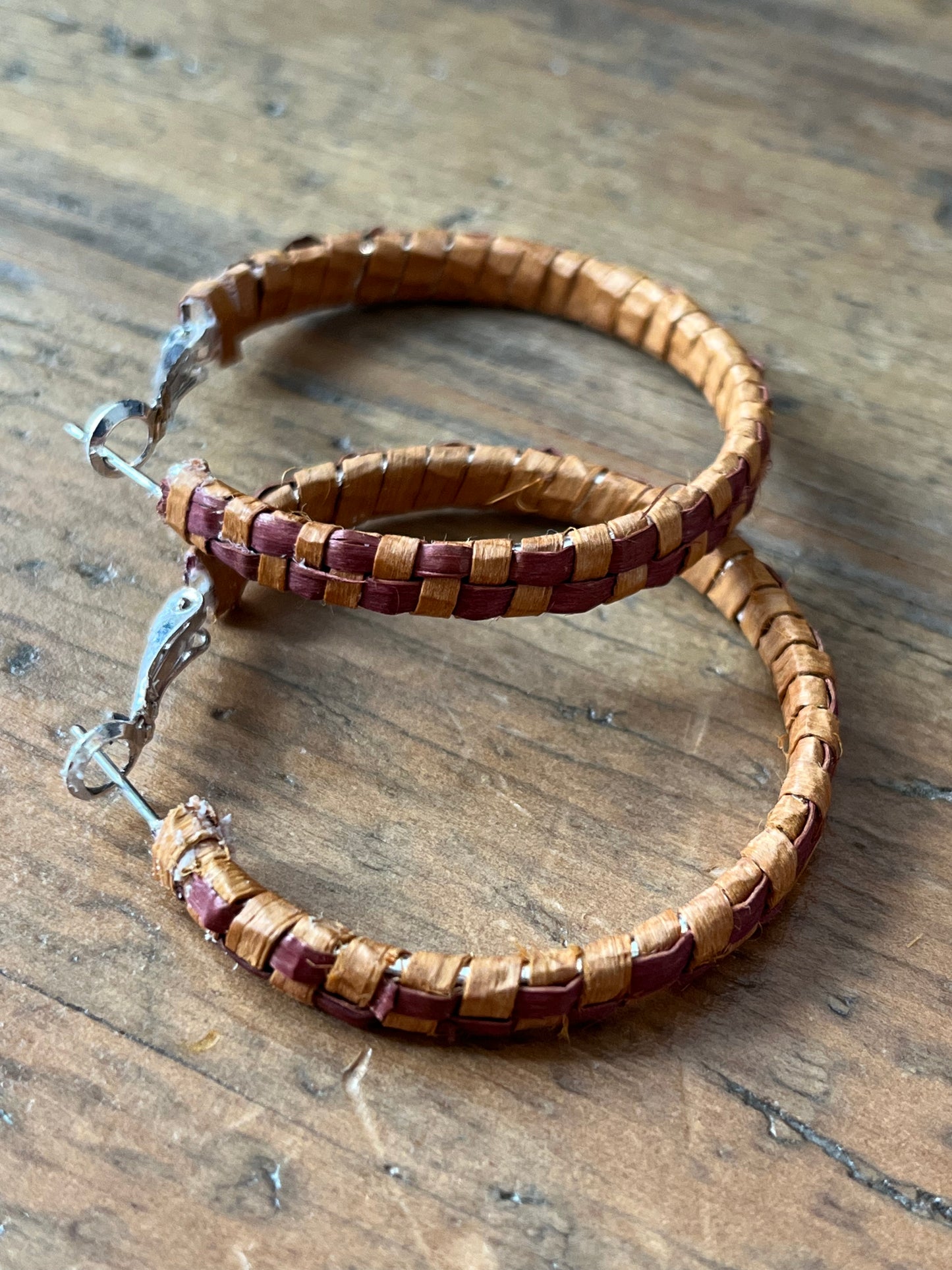 Small Natural and Mauve Cedar woven hoops