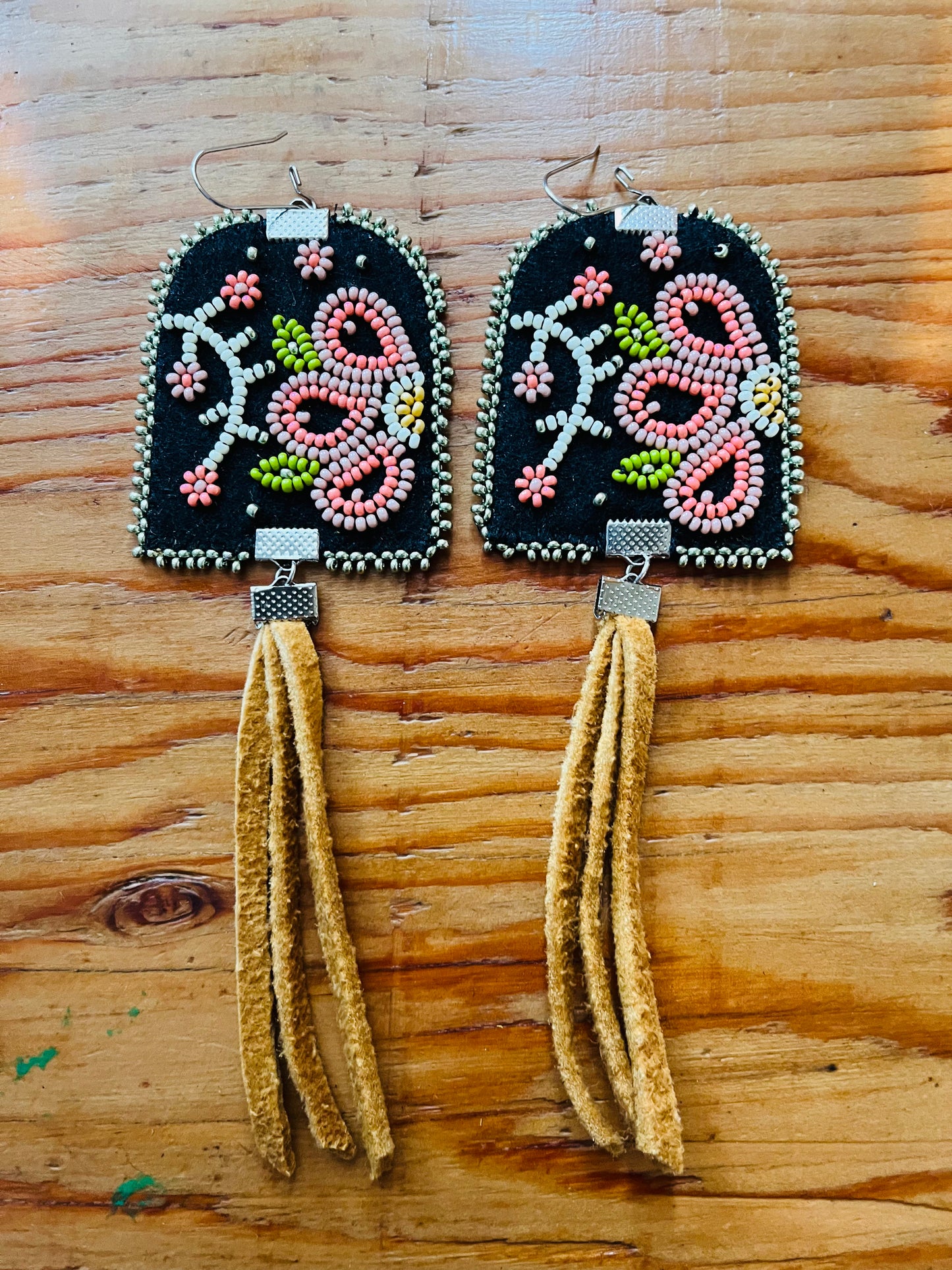 Window Pane Floral Metis Earrings