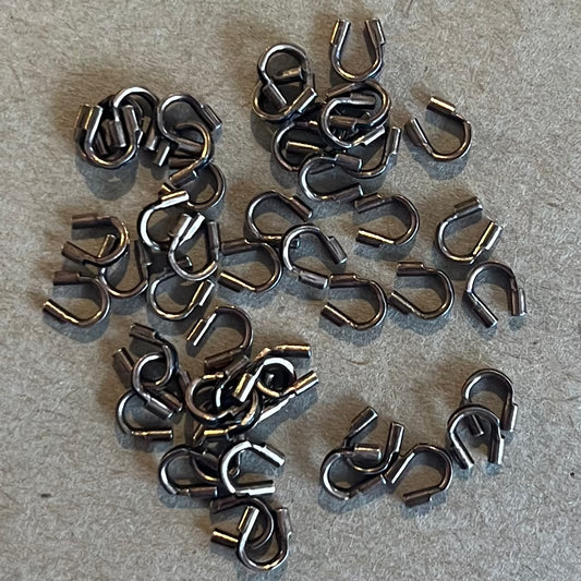 (50 pcs) Antique Copper Plated Brass Wire Protector