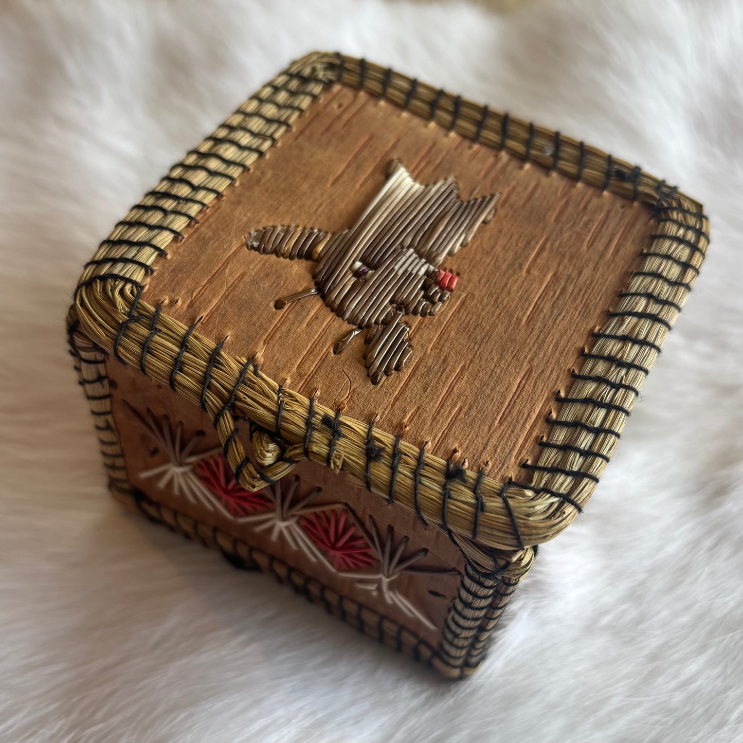 Small Deer | Porcupine Quill & Birch Bark Basket