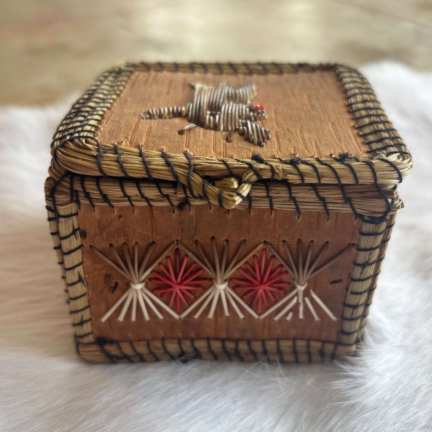 Small Deer | Porcupine Quill & Birch Bark Basket