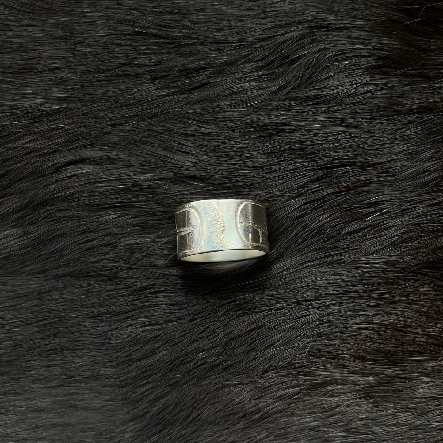 Silver Raven Ring Size 9 | Norman Seaweed