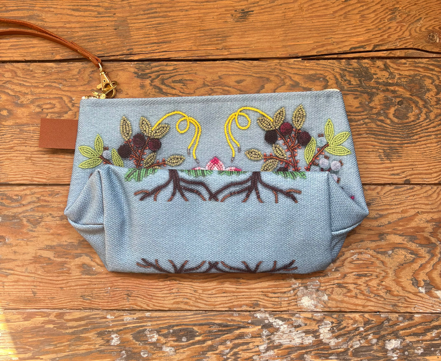 Blue Beadwork Design Expandable Bag