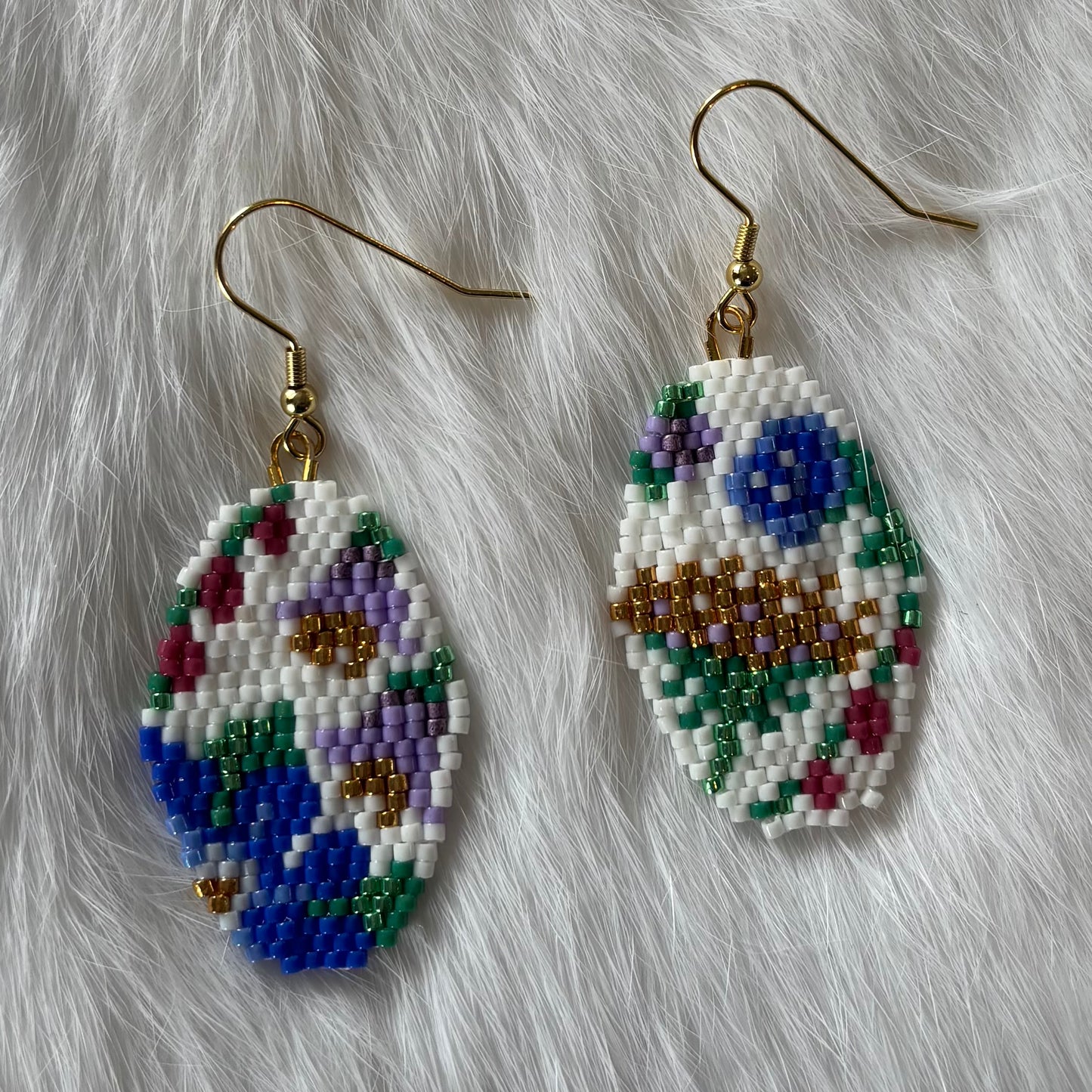 Black Oval Asymmetrical beaded flower earrings