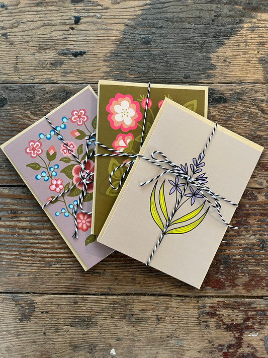 Metis Floral Greeting Card Bundle