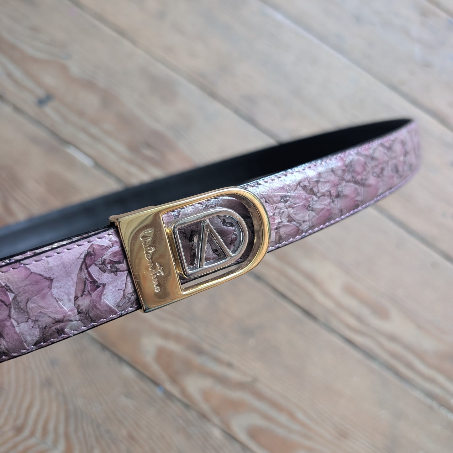 Men's Carp Leather Belt in Lilac