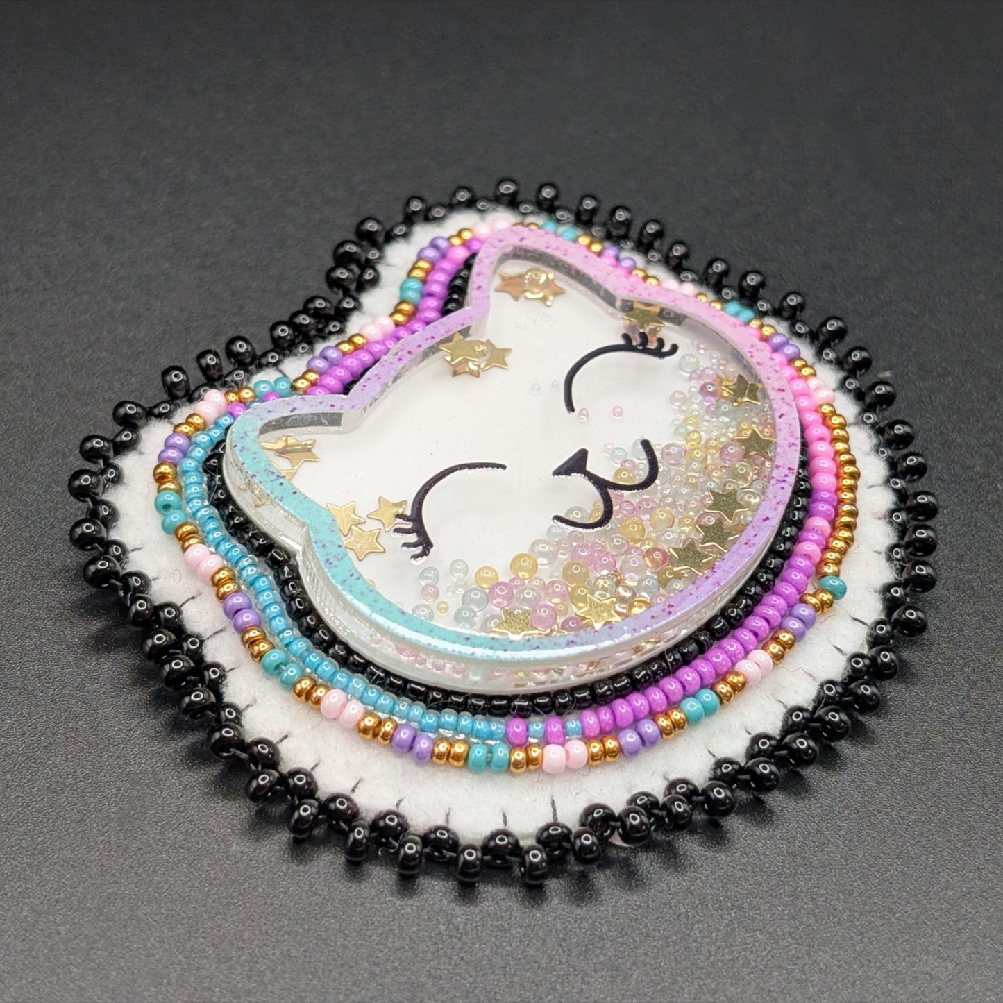 Kawaii Candy Golden Star Kitty Beaded Shaker Brooch Pin