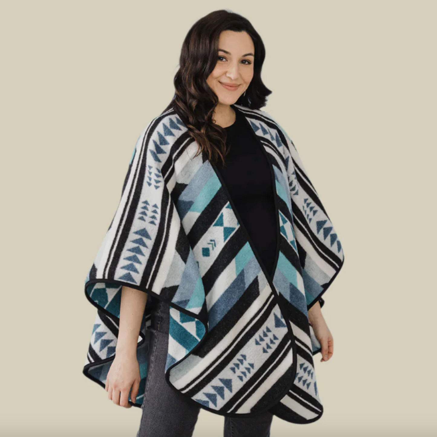 Tundra Reversible Shawl | MiniTipi