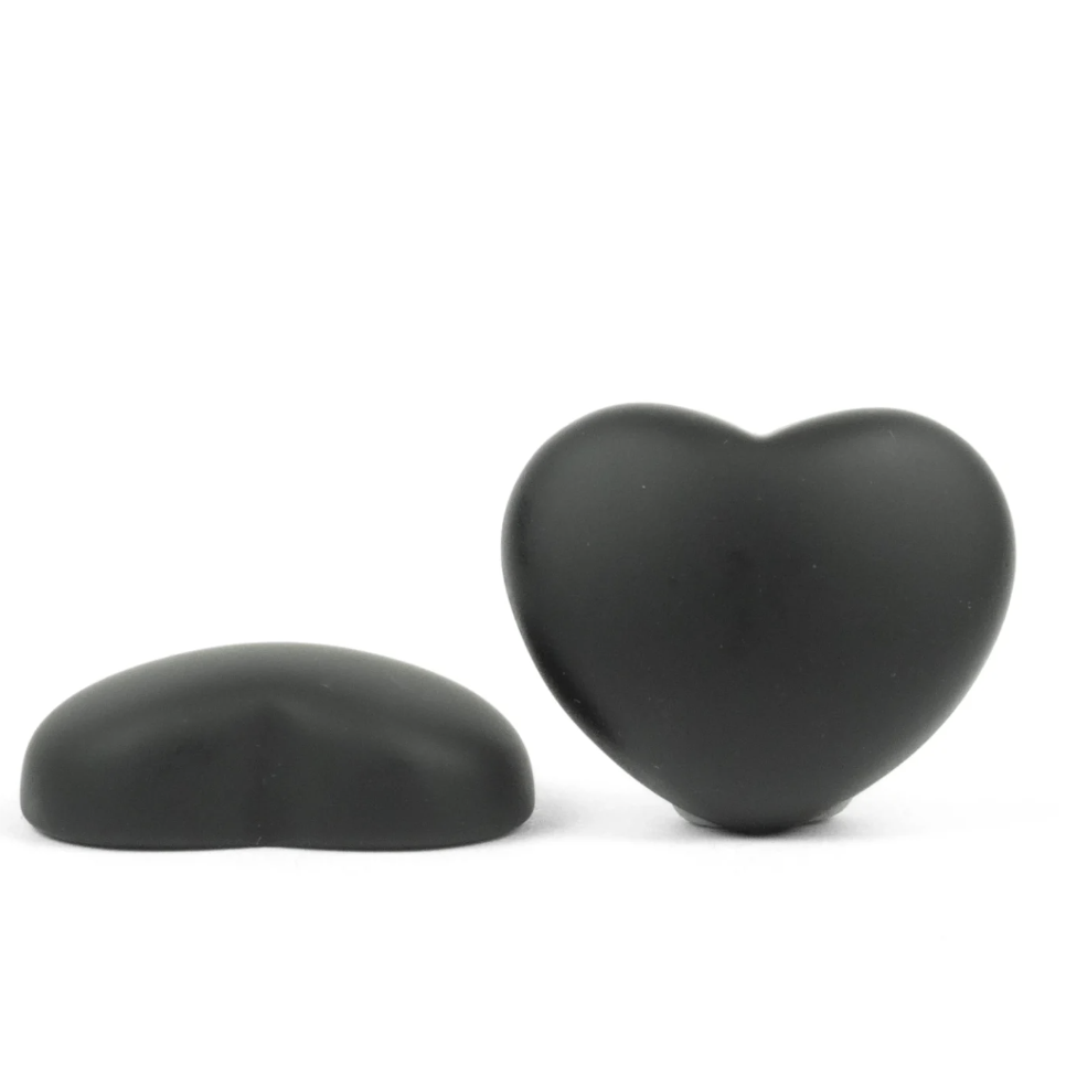 Heart-Shaped Opaque Matte Cabochons in Black